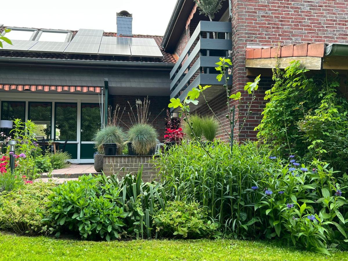 Aussergewoehnliches Haus Mit Sauna, Kamin Und Garten 威廉港 外观 照片