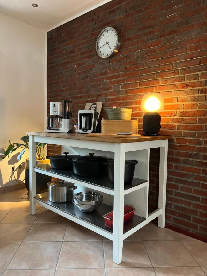 Aussergewoehnliches Haus Mit Sauna, Kamin Und Garten 威廉港 外观 照片