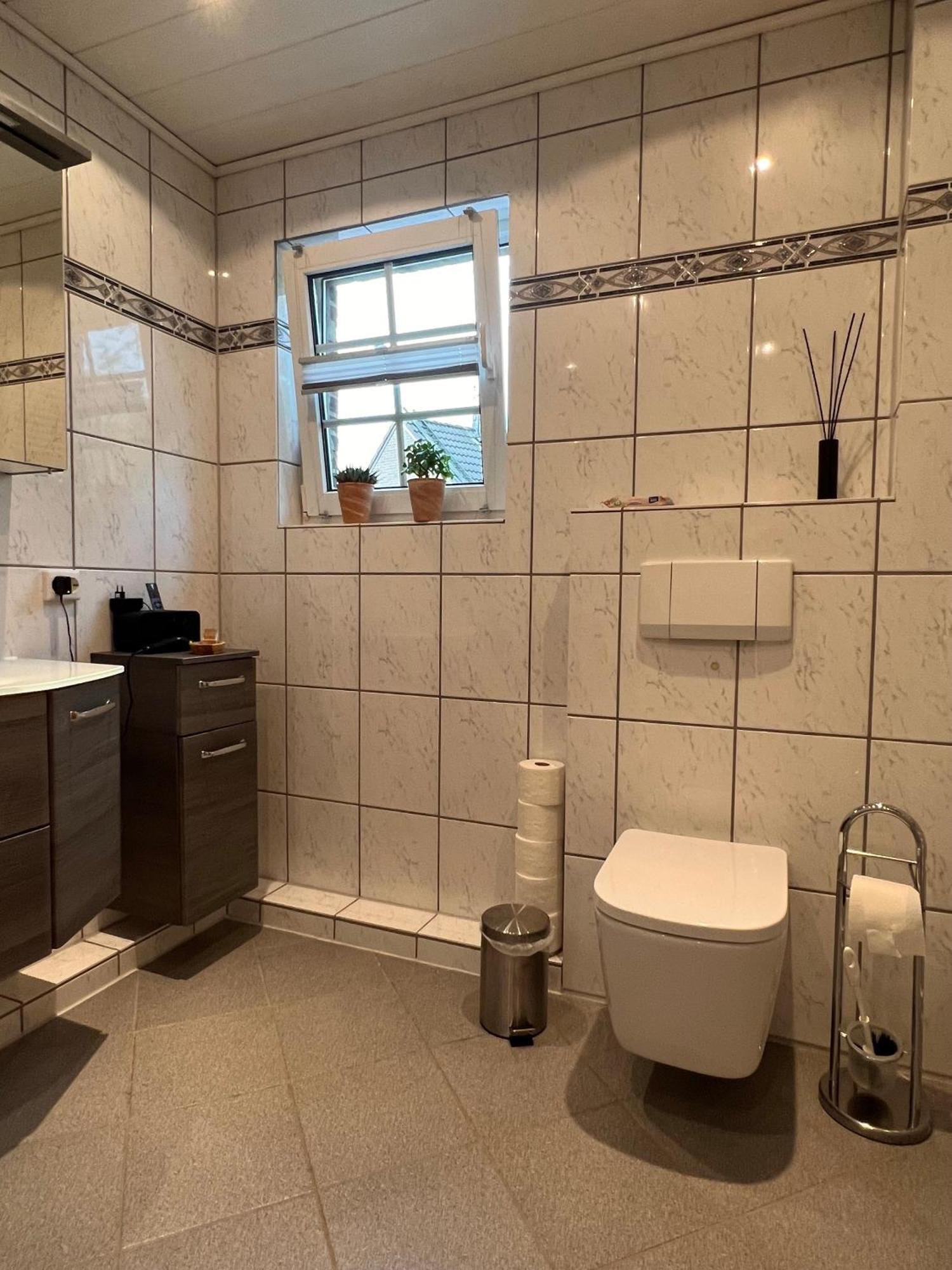 Aussergewoehnliches Haus Mit Sauna, Kamin Und Garten 威廉港 外观 照片